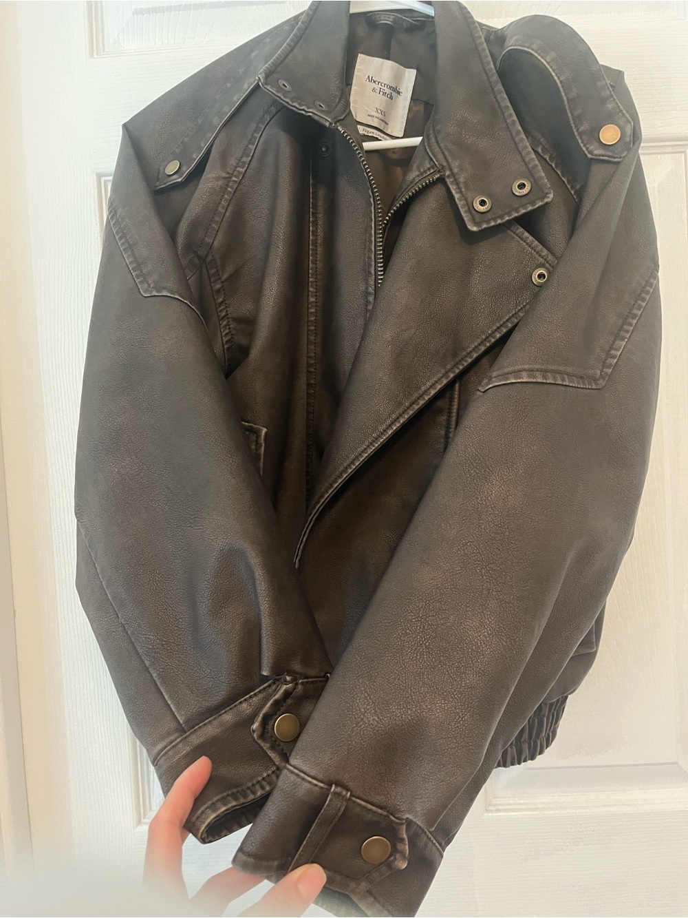 Abercrombie & Fitch Relaxed Mockneck Vegan Leather Bomber Jacket - vintage brown - Picture 8 of 9